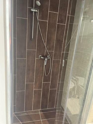 Part K�v�z� �s Apartman Martf?