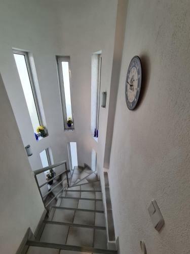 Wonderful House With Private Garden