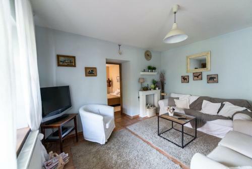 Hostal Patakh�z Nagyb�rzs�ny