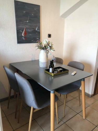Seafront Family Apartment Thetis