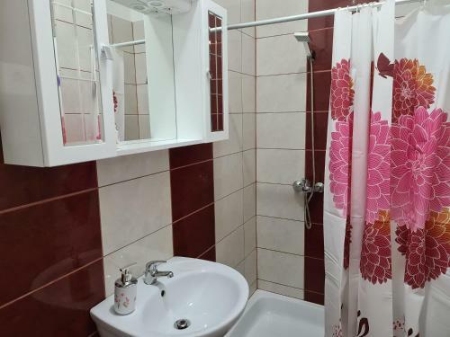 Hostal Amina Apartman