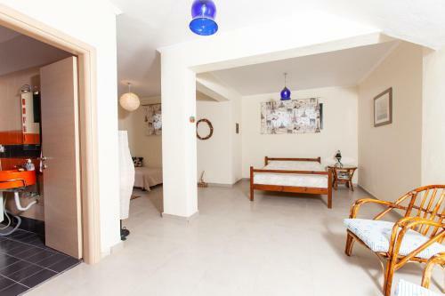 F & B Summer Villa Collection - Kassandra - Fourka