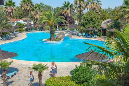 Tropical Hotel Fourka