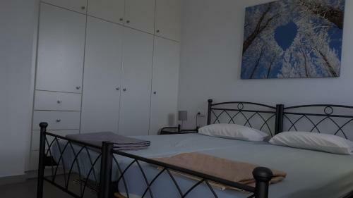 Isidoros Apartments
