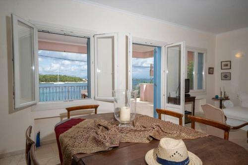 Paradise House Fiskardo Apart2
