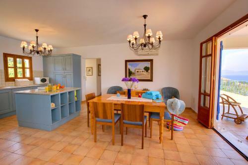 Exclusive Villa Dolicha