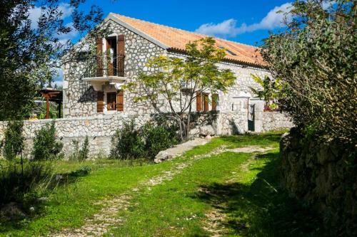 Villa 1841 Petrino