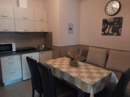 Feny? Apartman
