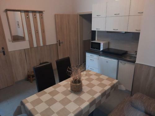 Feny? Apartman