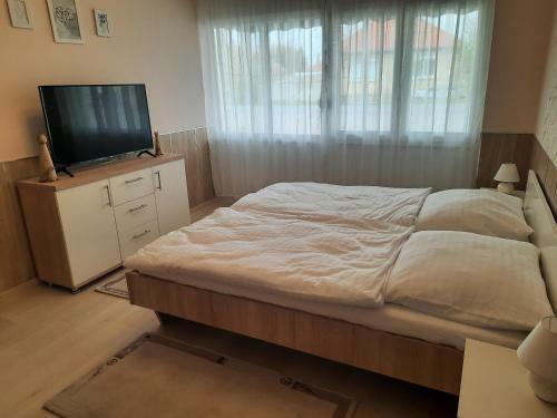 Feny? Apartman