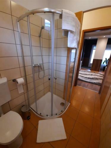 Feny? Apartman