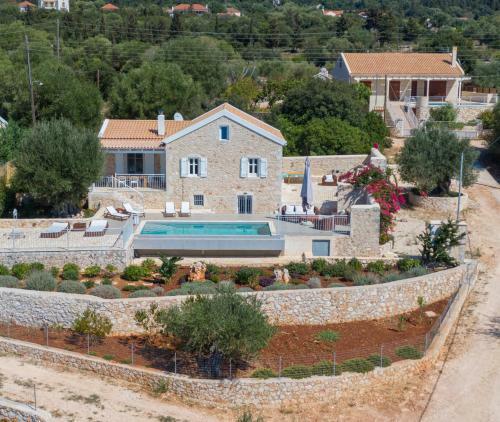 Fiscardo Luxury Stone Villa Alex ,with Sunset View!