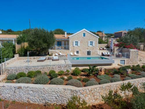 Fiscardo Luxury Stone Villa Alex ,with Sunset View!