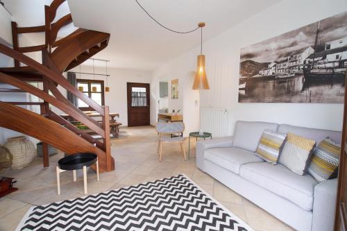 Tettix Summer House