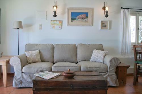 Villa Amaryllis House