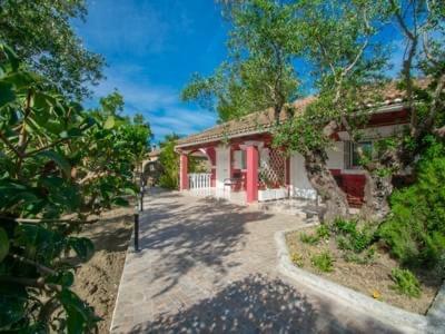 Zantina Holiday Home
