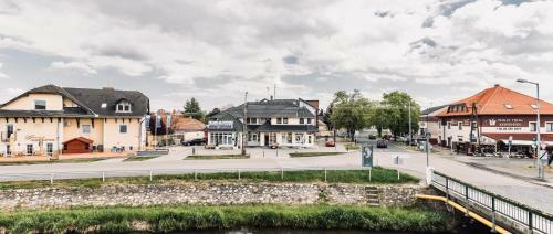 Monarchia Apartman Grand