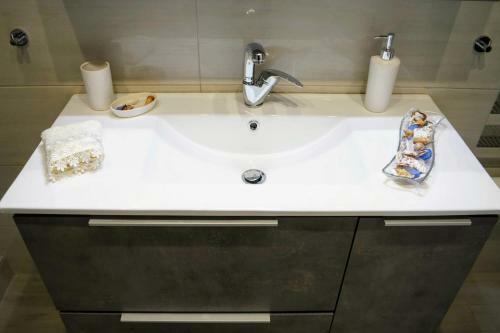 Apartamento Petros Garden ?ouse