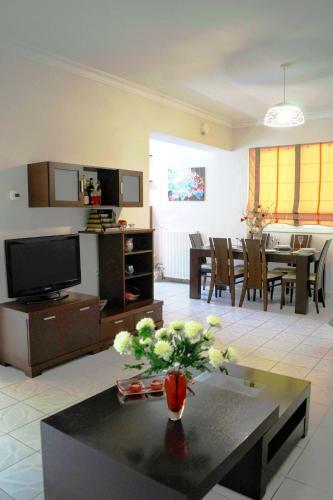 Apartamento Petros Garden ?ouse