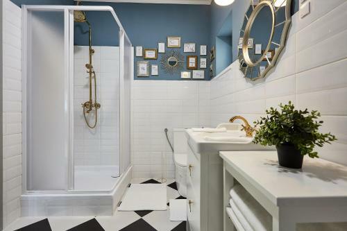 The Doors Boutique Apartments