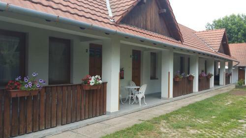 Hostal �l? Tisza Vend�gh�z