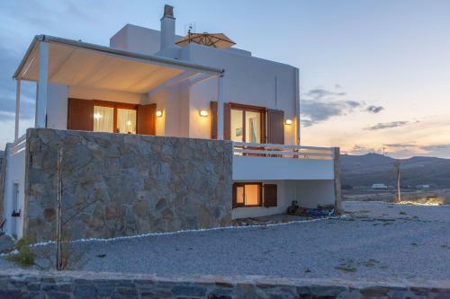 Villa Sea Front Maizonette Aura