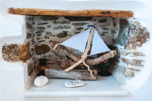 Blue & White: An Absolute Aegean Dream House