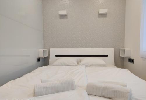 Aqua Solar Apartmanh�z