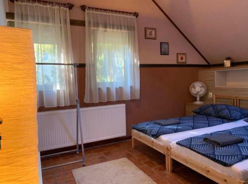 Hostal Park Vend�gh�z Apartman