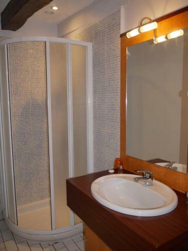 Hotel Le Chapeau Rouge