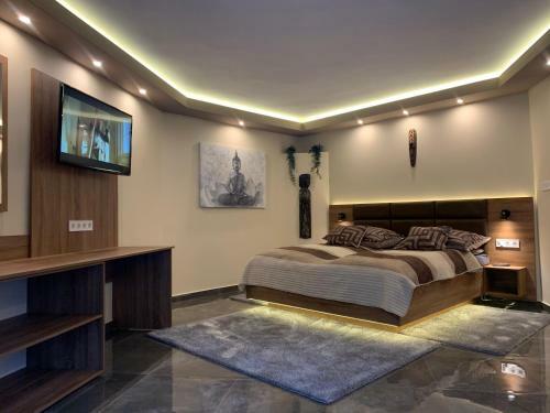 Hostal The Jacuzzi Room