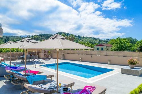 Luxury Villa Matzourana