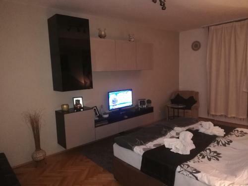 Heni Apartman