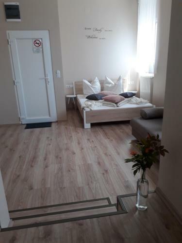 Family Apartmanh�z