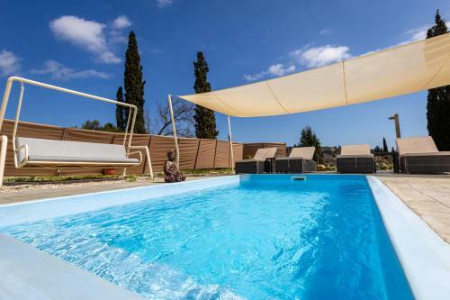 Villa Nightingale Luxury Suites Corfu