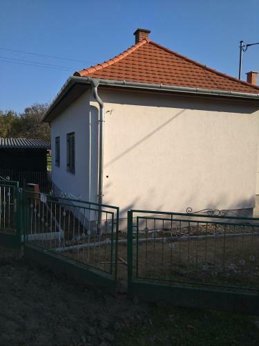 Sandora Vend�gh�z Nagyr�kos