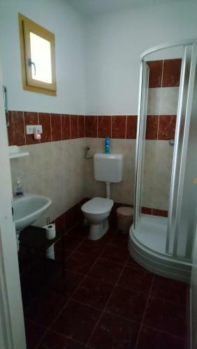 Sandora Vend�gh�z Nagyr�kos