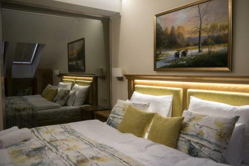 Hostal Robinia Rooms