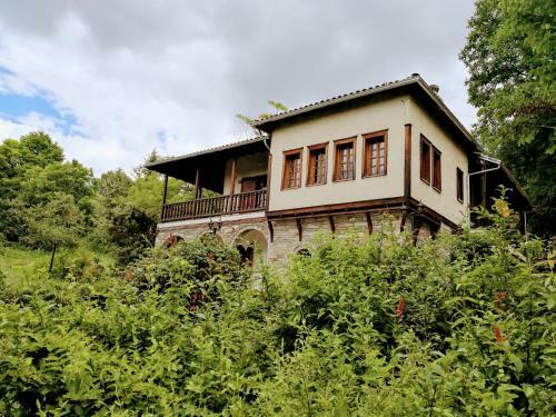 Zenios Dionysos - Traditional Villa