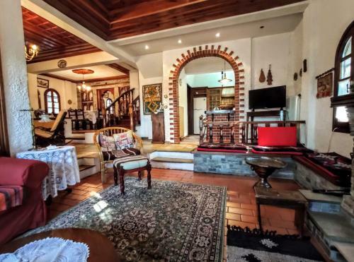Zenios Dionysos - Traditional Villa