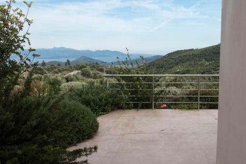 Villa Sesi View