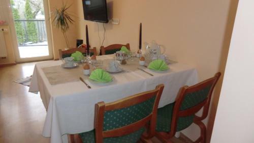 Hostal G�stehaus Stein