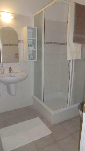Hostal G�stehaus Stein