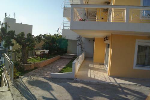 ?he Sunny Apartments