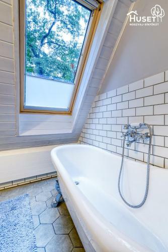Apartamento Noszvaj Huset