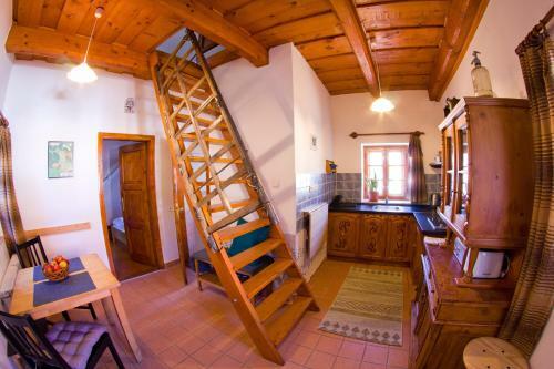Hostal Kemenc�sh�z Noszvaj