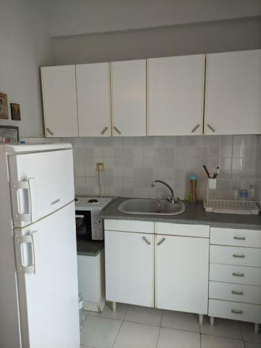 Haideftou's Apartment