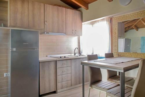 Hostal 3d Iliadis Suites