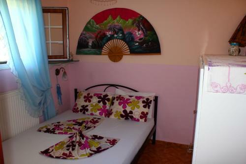 Vanna's Holiday House