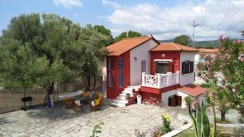 Vanna's Holiday House